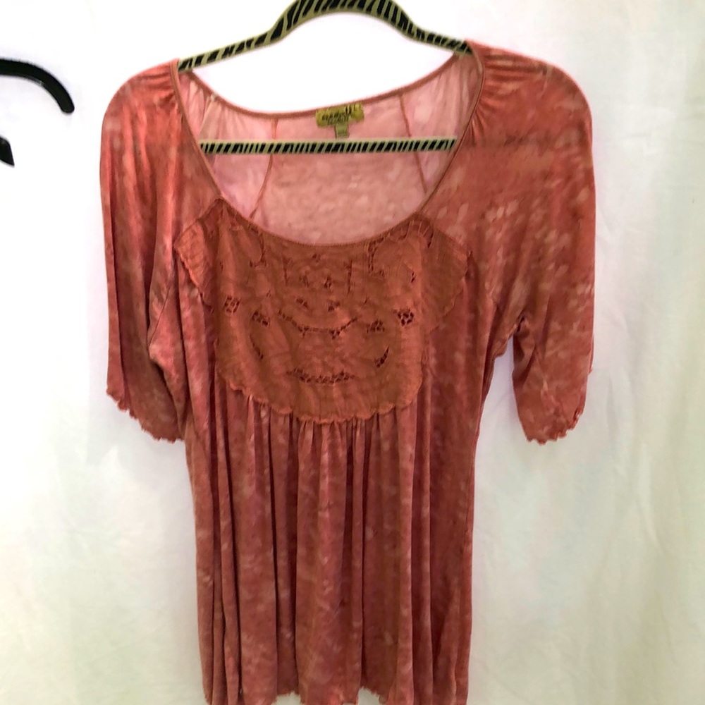 Large, One World, pinkish top, with short sleeves. Good condition.
